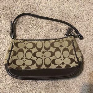 Mini Coach signature bag